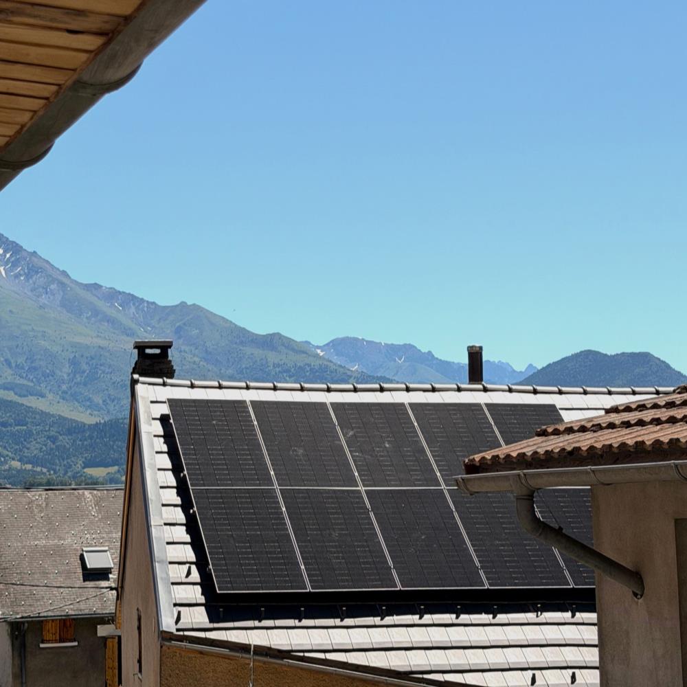 DIRECT SOLUTION ENERGIES (DSE) Installateur de panneaux photovoltaïques VAULX MILIEU
